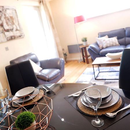 Stunning Apartment Close To Cambridge Station With Free Parking! Bagian luar foto
