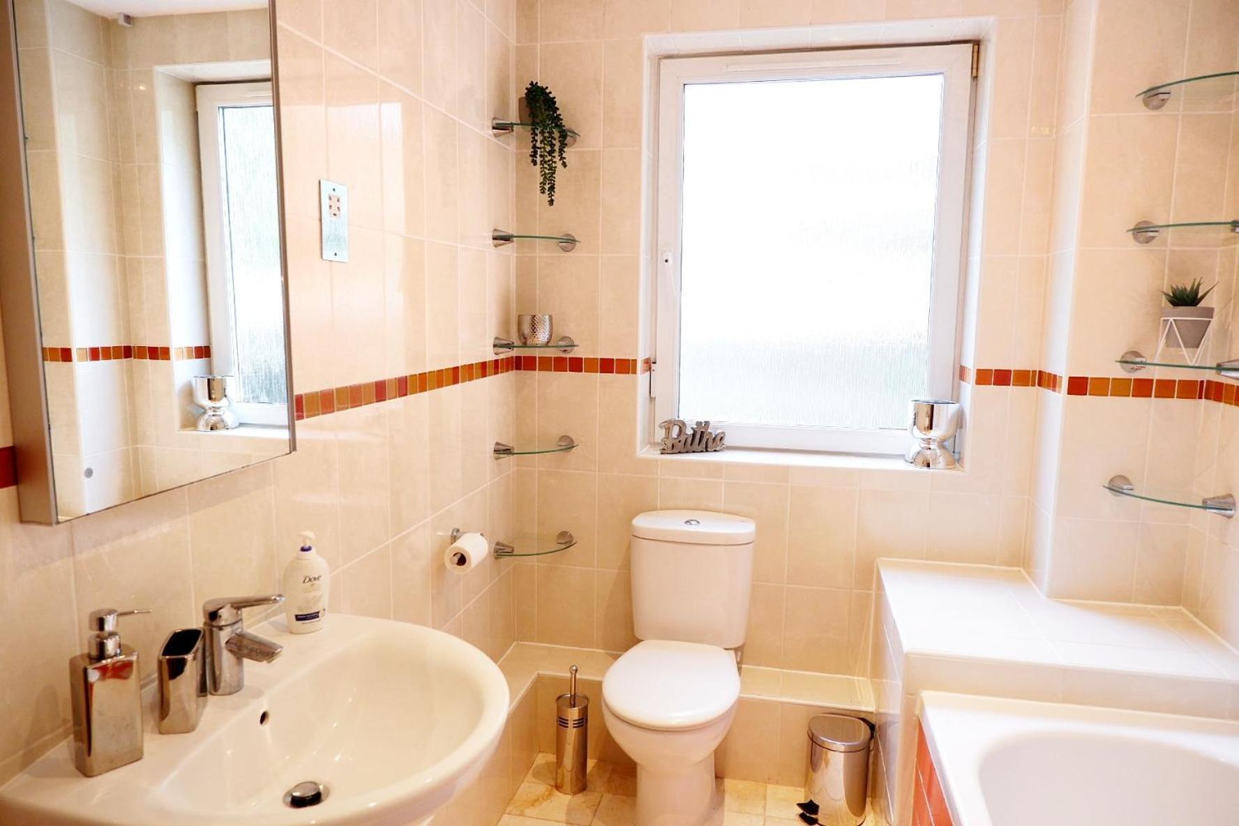 Stunning Apartment Close To Cambridge Station With Free Parking! Bagian luar foto