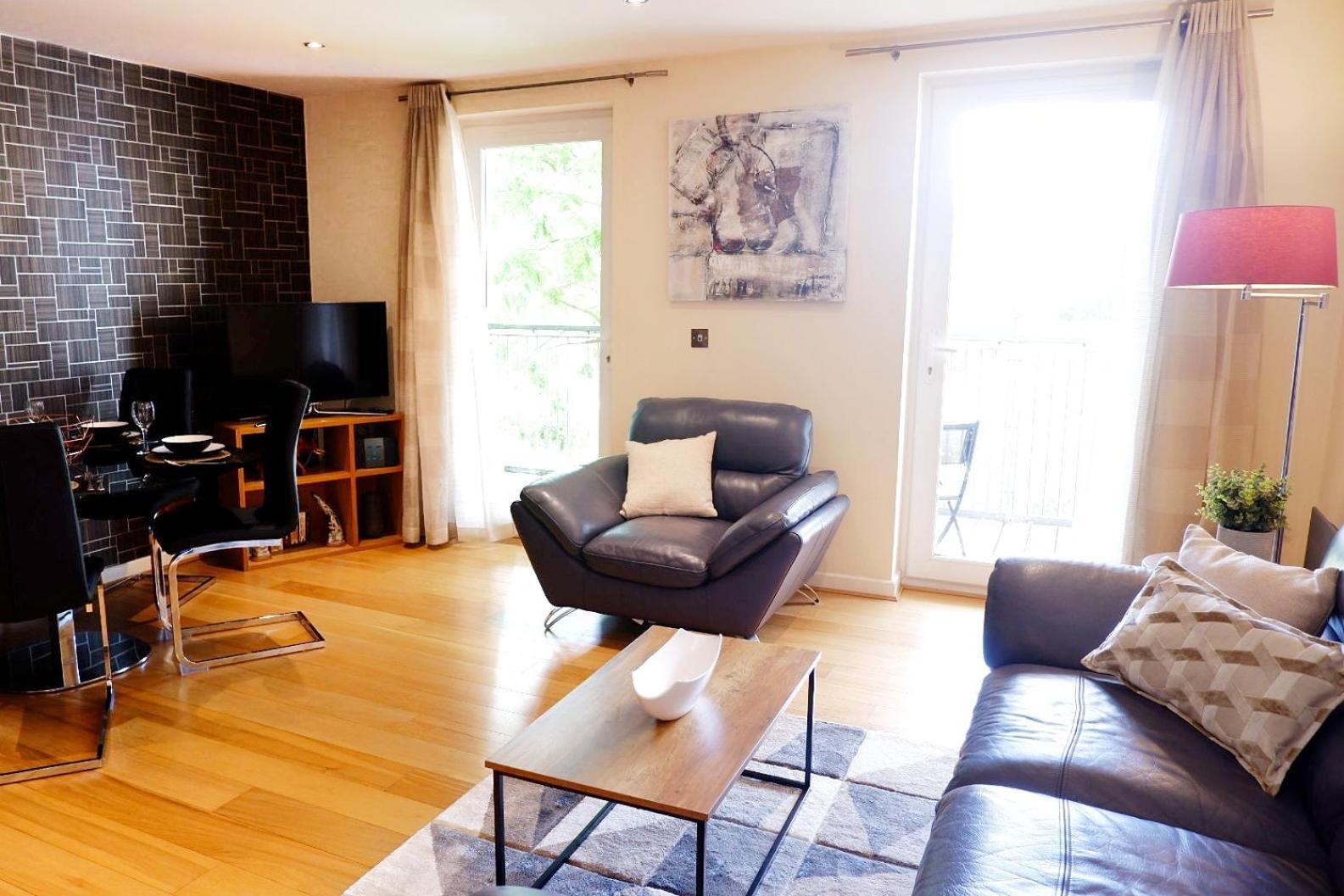 Stunning Apartment Close To Cambridge Station With Free Parking! Bagian luar foto